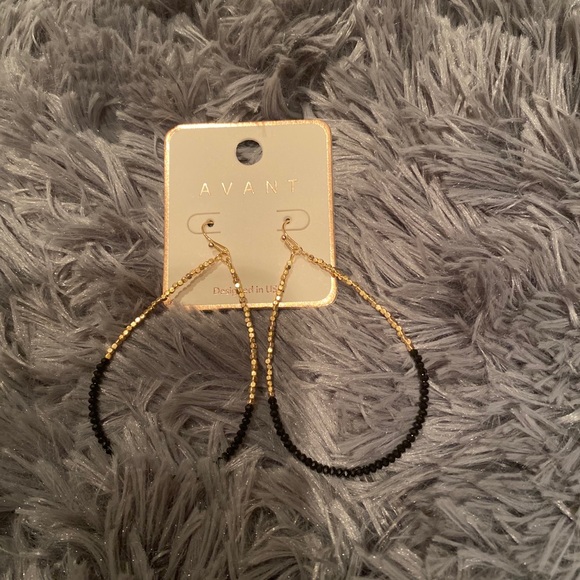 Gold nugget and black crystal teardrop earrings - Picture 1 of 1